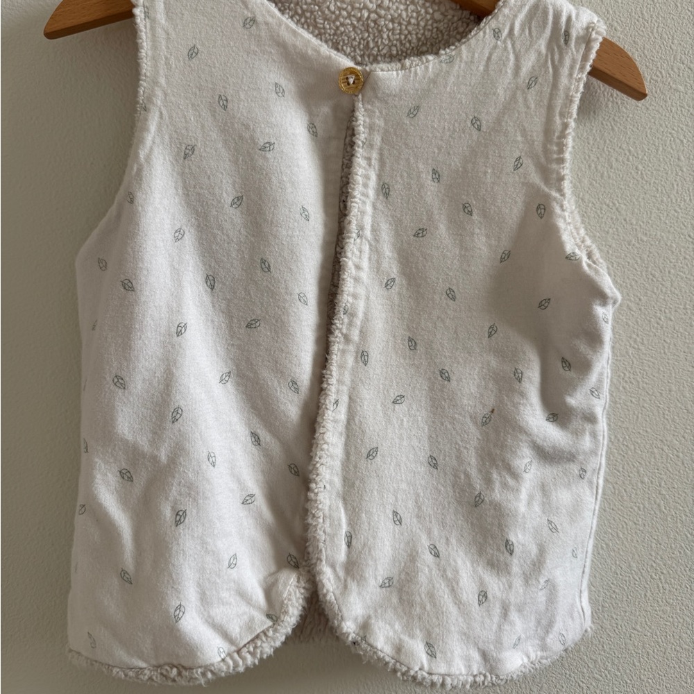 Zara fuzzy sleeveless cardigan - 3Y